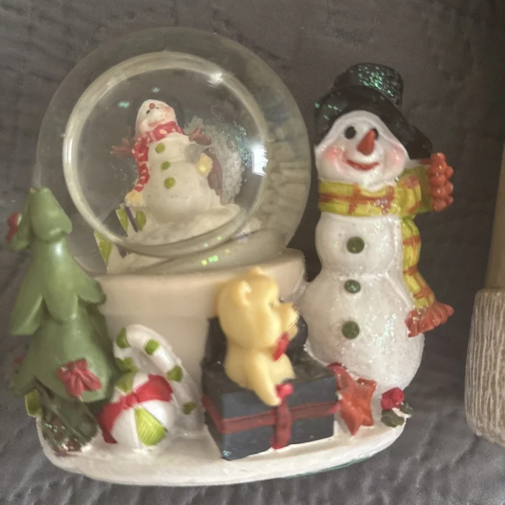 Snowman Wood Resin Figurine Set of 3 Traditional Christmas Decor